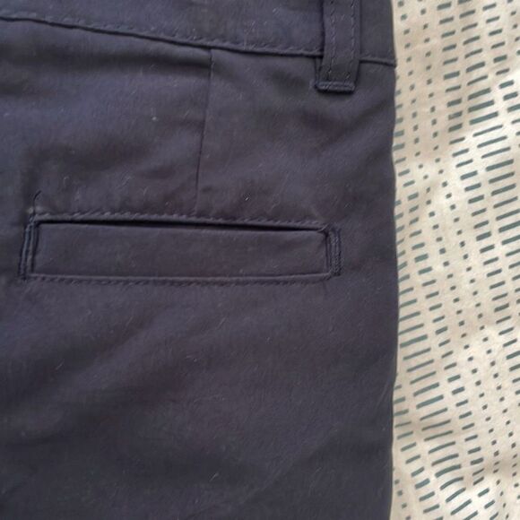 NWT! Izod Navy Blue Flat Front Shorts Size 7 - Picture 6 of 8